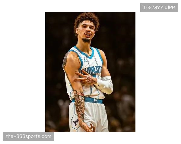 拉梅洛·鲍尔无球跑动占比提升，改变黄蜂进攻发起结构