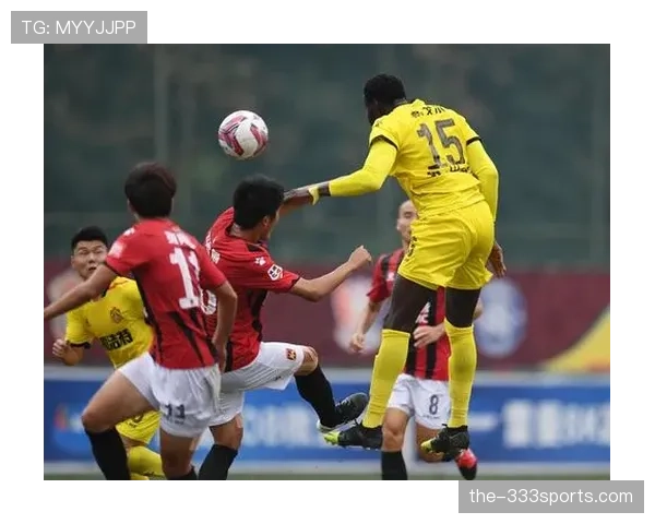 拜仁边路犀利与风险并存，趋势下竞争力与稳定性同时考验着球队表现